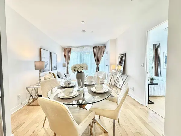 58 Orchard View BLVD #209, Toronto C03, ON M4R 1B9