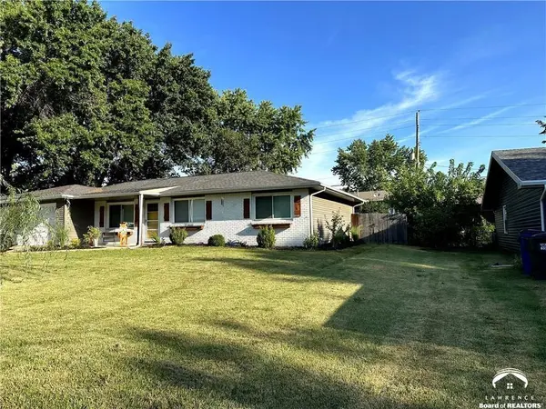 1842 W 27th TER, Lawrence, KS 66046