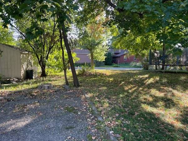 1689 Canary LN, Mound, MN 55364