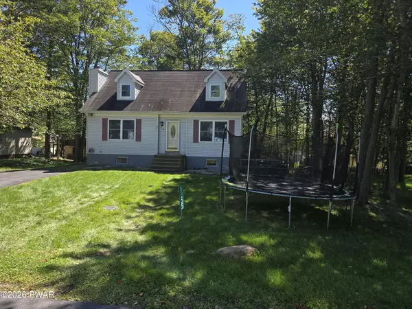 6255 Park PL, Tobyhanna, PA 18466