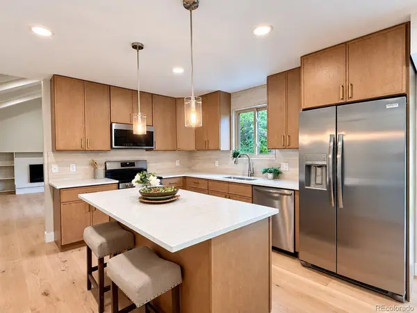 6184 S Benton CT, Littleton, CO 80123