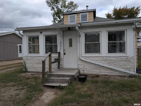 1407 MARTHA ST, Pekin, IL 61554