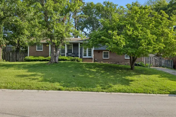 524 Michele Dr, Antioch, TN 37013