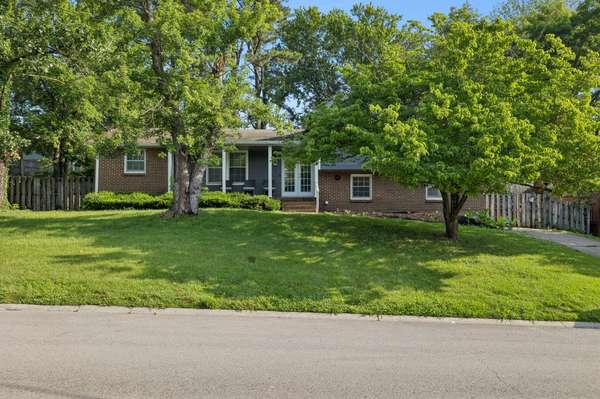524 Michele Dr, Antioch, TN 37013