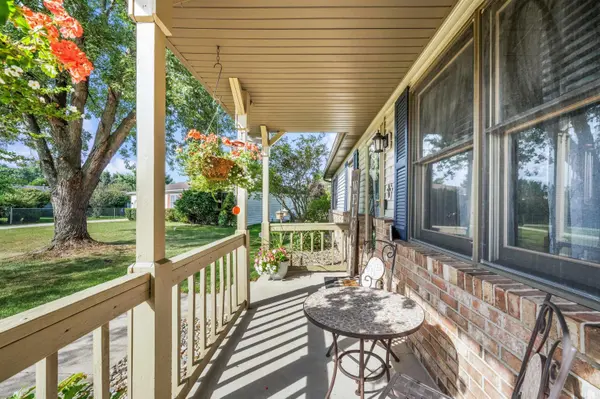 53261 Spring CT, Granger, IN 46530