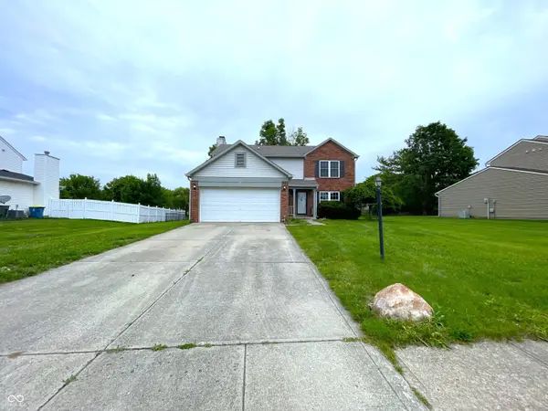 10522 Creekside Woods DR, Indianapolis, IN 46239