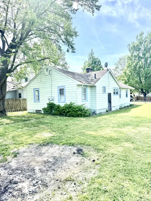 1221 Lee ST, Indianapolis, IN 46221