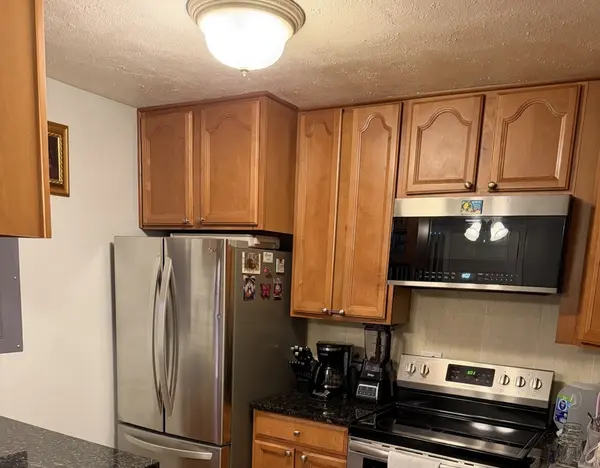 2209 Arbor CIR #25, Downers Grove, IL 60515