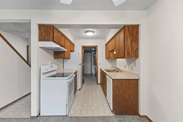 6666 Xerxes PL N, Brooklyn Center, MN 55430