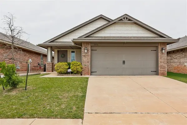 19716 Brunswick CT, Edmond, OK 73012