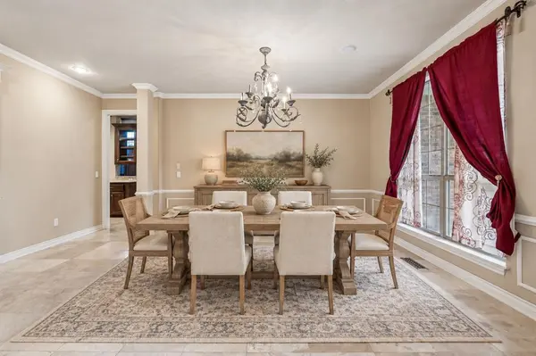 2117 Pinnacle PT, Oklahoma City, OK 73170