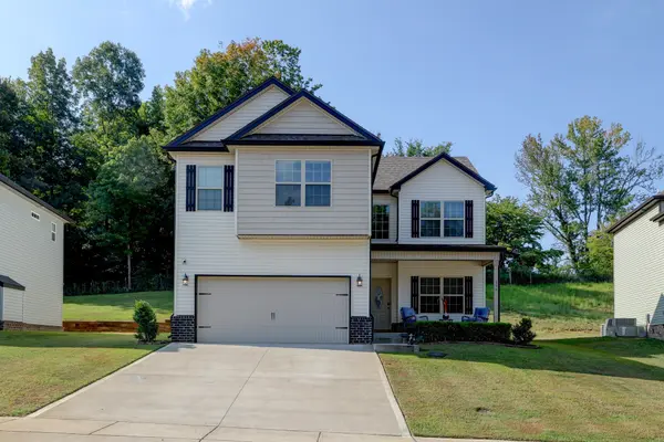 356 Barry Dr, Clarksville, TN 37040