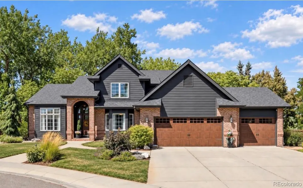 983 Logan CT, Loveland, CO 80538