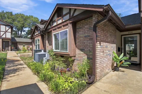 7406 Shadow Hill DR #104, Austin, TX 78731