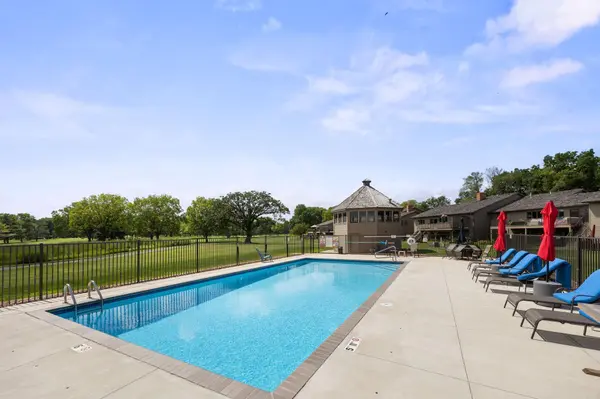 968 Rolling Greens LN NW, Hutchinson, MN 55350