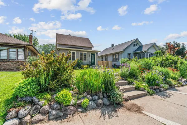 148 12th AVE N, South Saint Paul, MN 55075