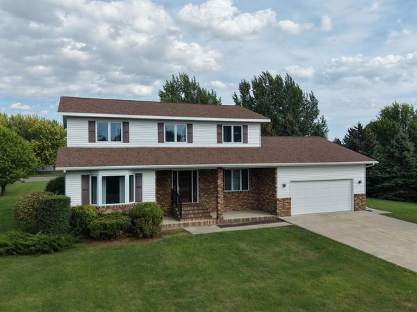 606 4th ST W, Ada, MN 56510