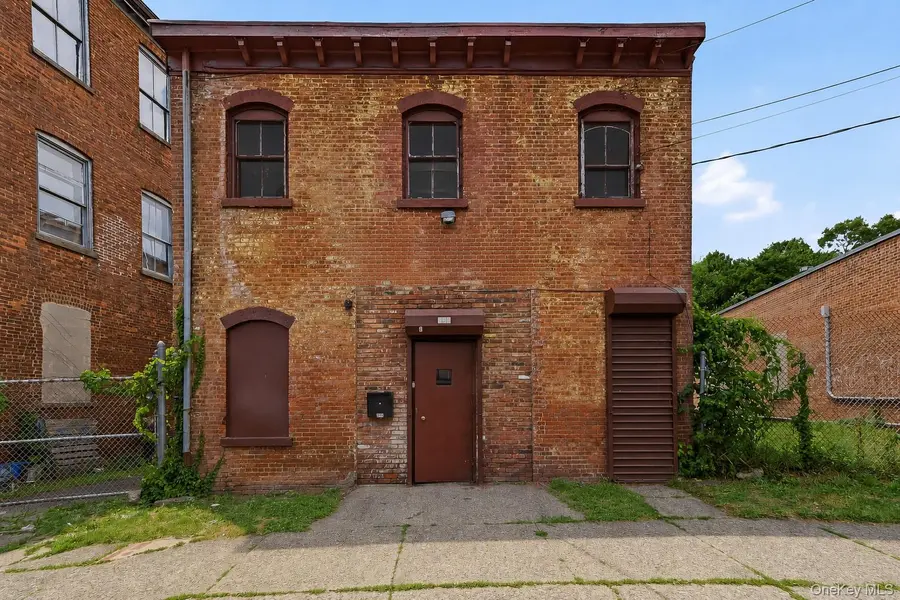 333-335 Liberty ST, Newburgh, NY 12550