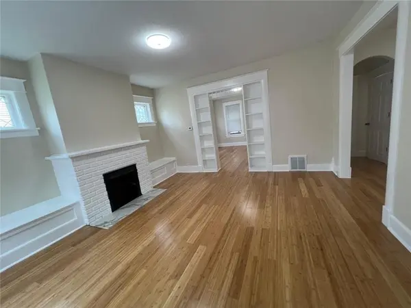 2722 Seneca ST, St Joseph, MO 64507