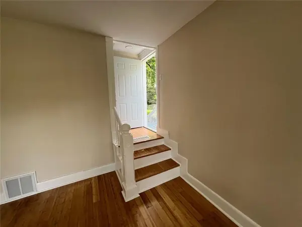 2722 Seneca ST, St Joseph, MO 64507