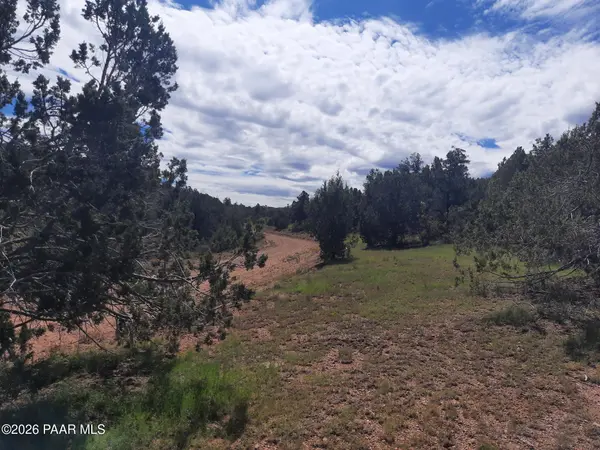 Lot 1416se N Sundance WAY, Seligman, AZ 86337