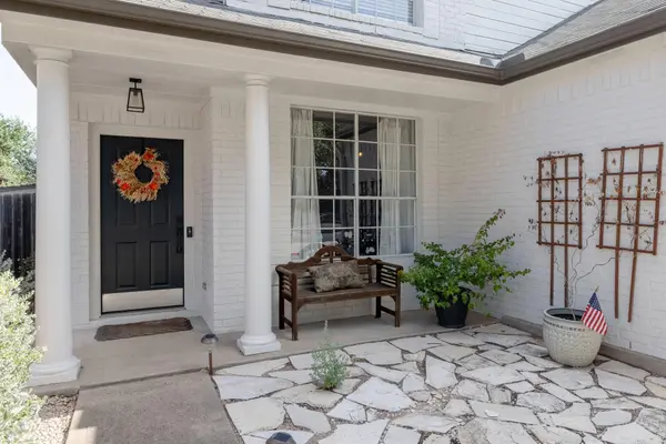 4624 Hoffman DR, Austin, TX 78749