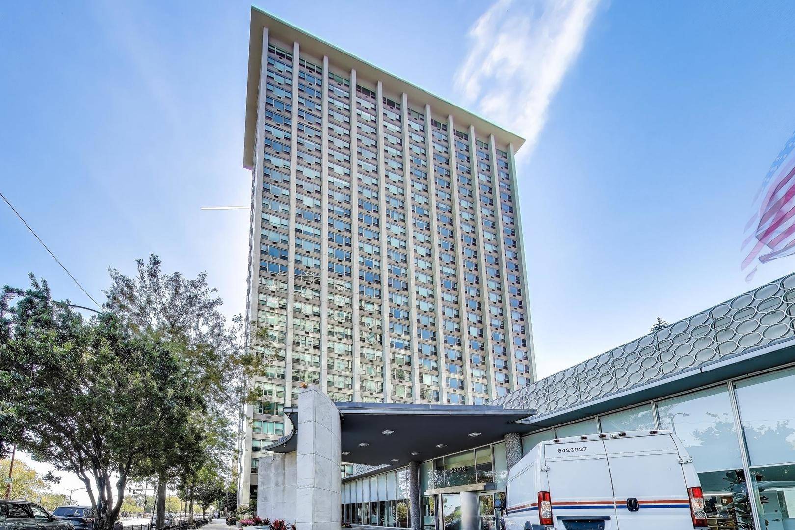 3600 N LAKE SHORE DR #222, Chicago, IL 60613