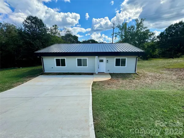 901 Linney LN, Shelby, NC 28152