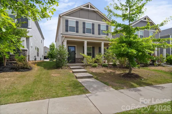 11913 Silverheel LN, Huntersville, NC 28078