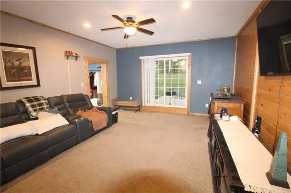 504 Goldengate ST, Robinson, KS 66532