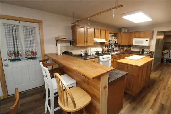 504 Goldengate ST, Robinson, KS 66532