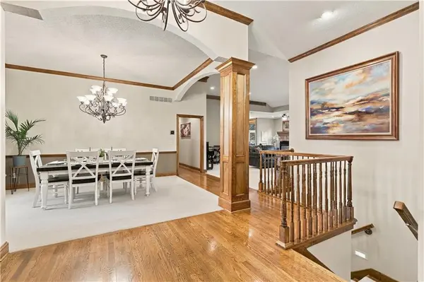 8615 NW Baker Road CIR, Kansas City, MO 64153