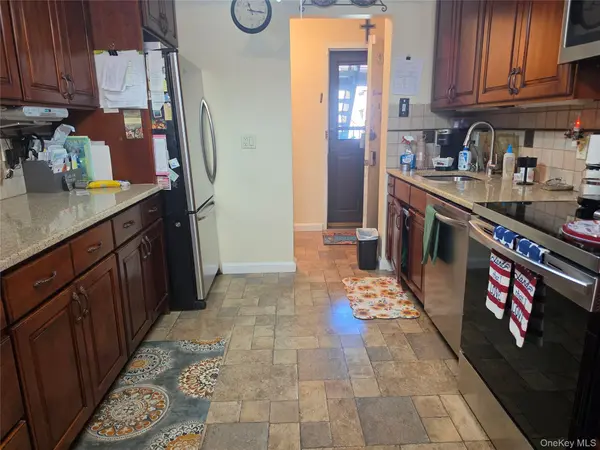 5 Secora #F2, Monsey, NY 10952