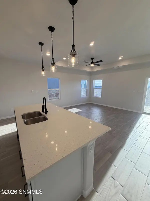 1035 Noria CT, Las Cruces, NM 88012