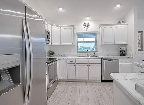 3915 WINE PALM WAY, The Villages, FL 32163
