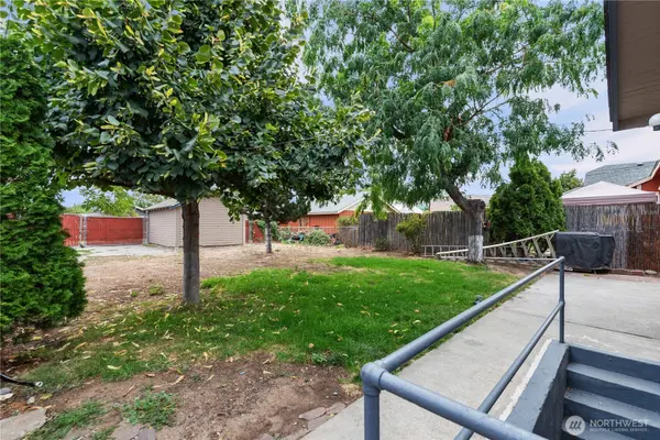 905 Kittitas St, Wenatchee, WA 98801