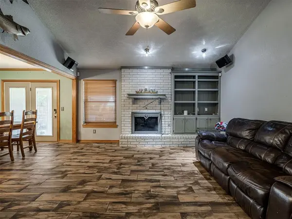 1425 Chimney Hill RD, Yukon, OK 73099
