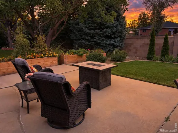 1639 Francis WAY, Longmont, CO 80501
