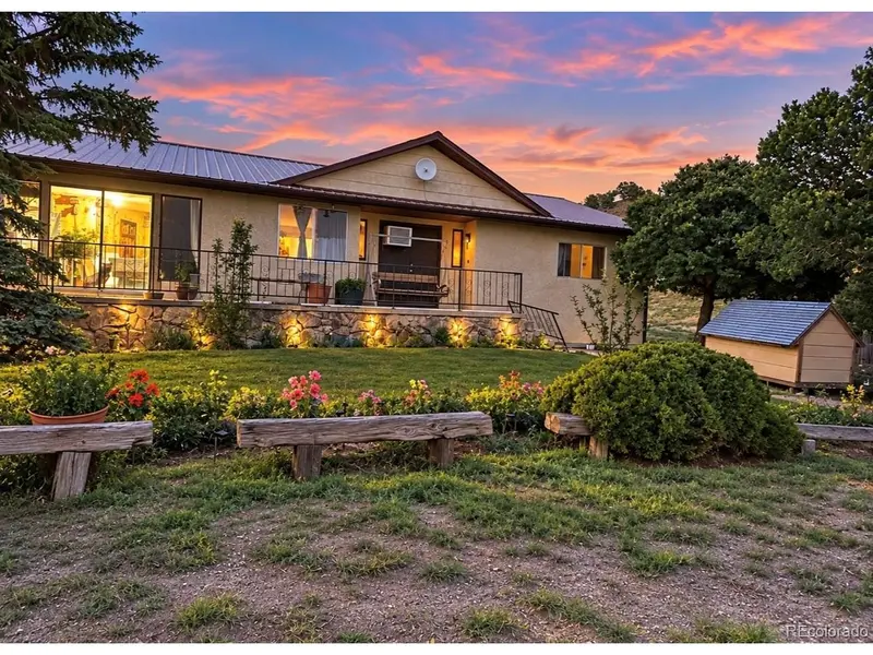 422 County Road 632, Gardner, CO 81040
