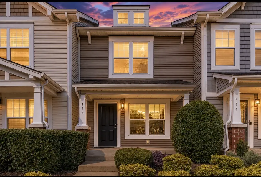 442 Flintlock Ct, Nashville, TN 37217