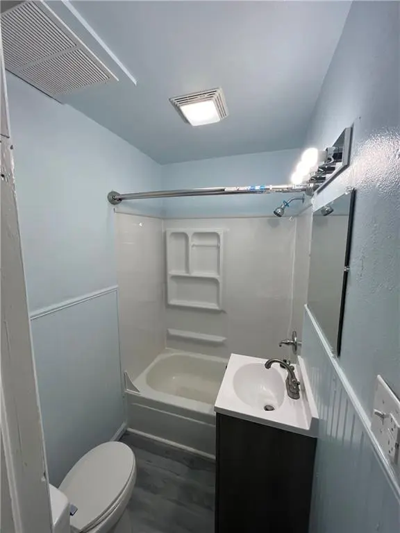509 E North ST, Warrensburg, MO 64093
