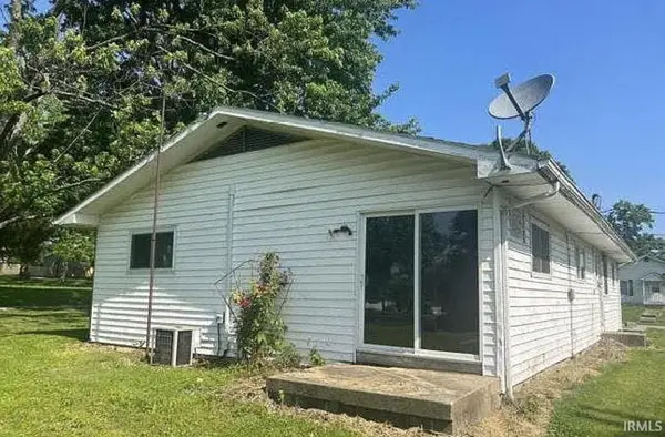 1799 S 4th ST, Merom, IN 47861