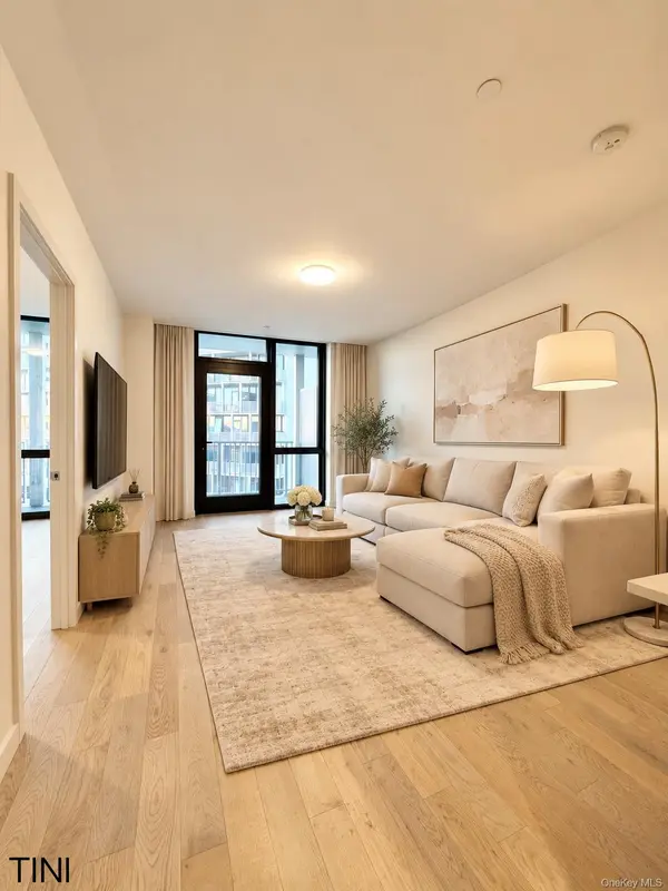131-02 B 40th RD #16M, Flushing, NY 11354