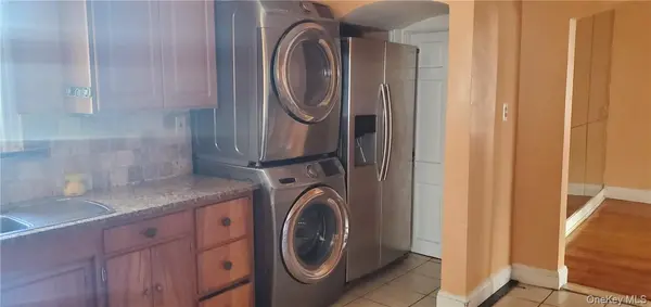 31 Thurman ST #1st Fl, Yonkers, NY 10701