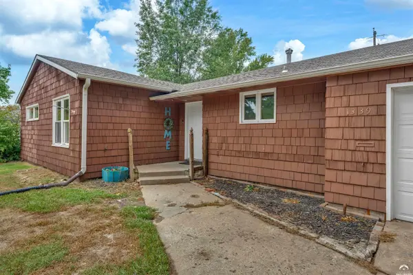 1339 SW Ward Pkwy, Topeka, KS 66604
