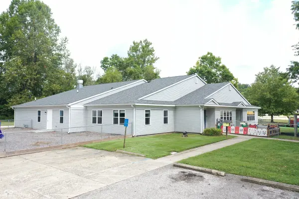 911 W Hillside AVE, Spencer, IN 47460