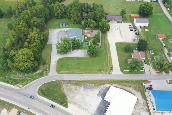 911 W Hillside AVE, Spencer, IN 47460