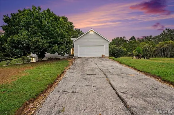 875 Crider LN, Union, MO 63084