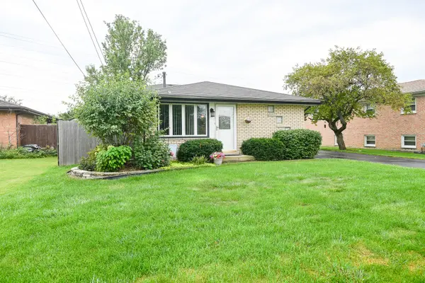 7301 w 83rd ST, Bridgeview, IL 60455