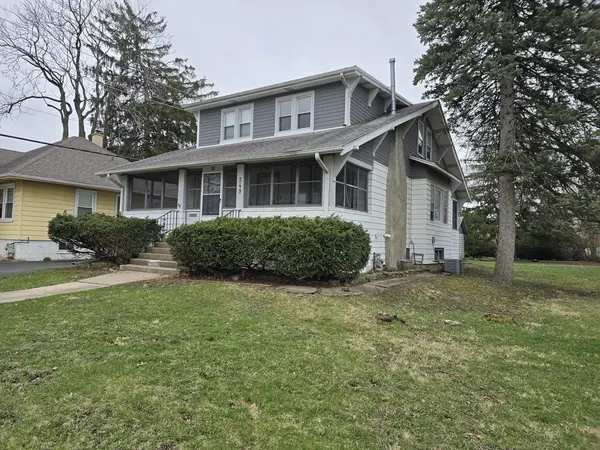 249 E Park BLVD #1, Villa Park, IL 60181